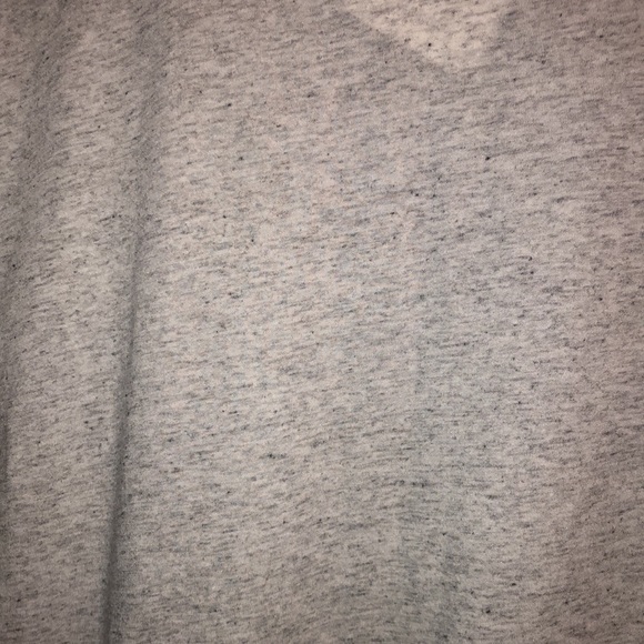 NWT- Bella Canvas butterfly graphic tee, size small - Picture 4 of 6